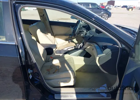 2010 Acura Tsx 2.4 from USA, damaged, VIN JH4CU2F68AC031830